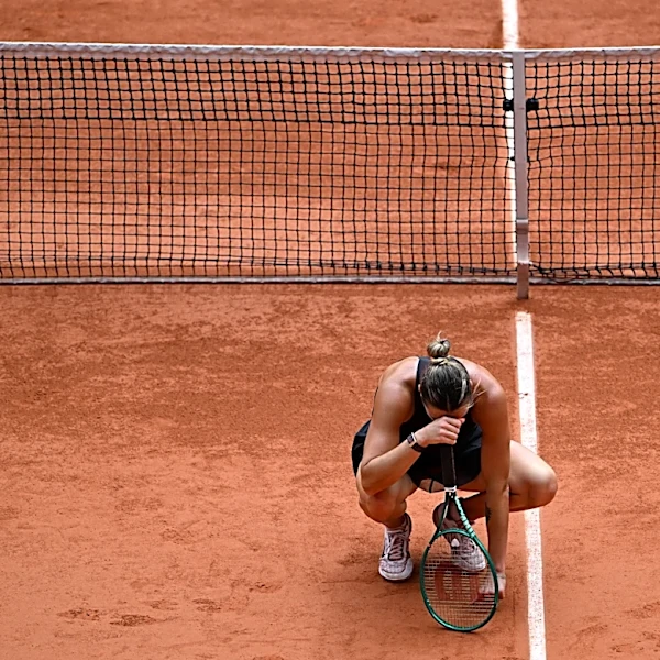 Top-ranked Aryna Sabalenka 'just want to quit tennis' after French Open quarterfinal defeat