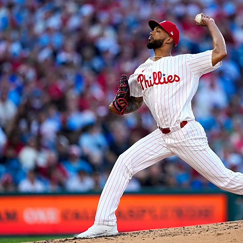 Phillies ace Sánchez has consecutive shutout innings streak ended at 50 2/3 by Padres
