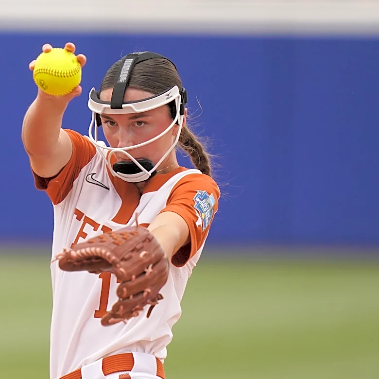 Texas rides Teagan Kavan, Katie Stewart to 7-3 win over Texas Tech to open WCWS title series