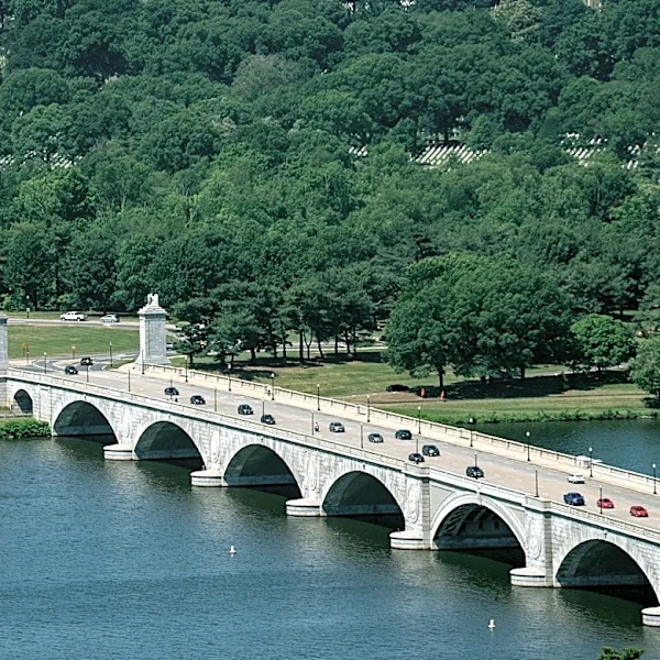 Planning commission seeks more details on Trump’s planned 250-foot arch near the Lincoln Memorial