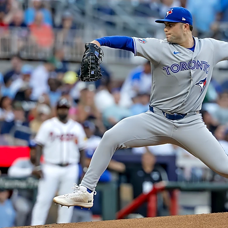 Chad Dallas combines with 5 Toronto pitchers for 4-hitter in MLB debut as Blue Jays stop Braves 7-2