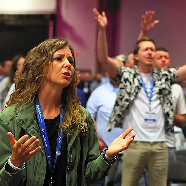 4 years running, Southern Baptists weigh tightening ban on churches with women pastors
