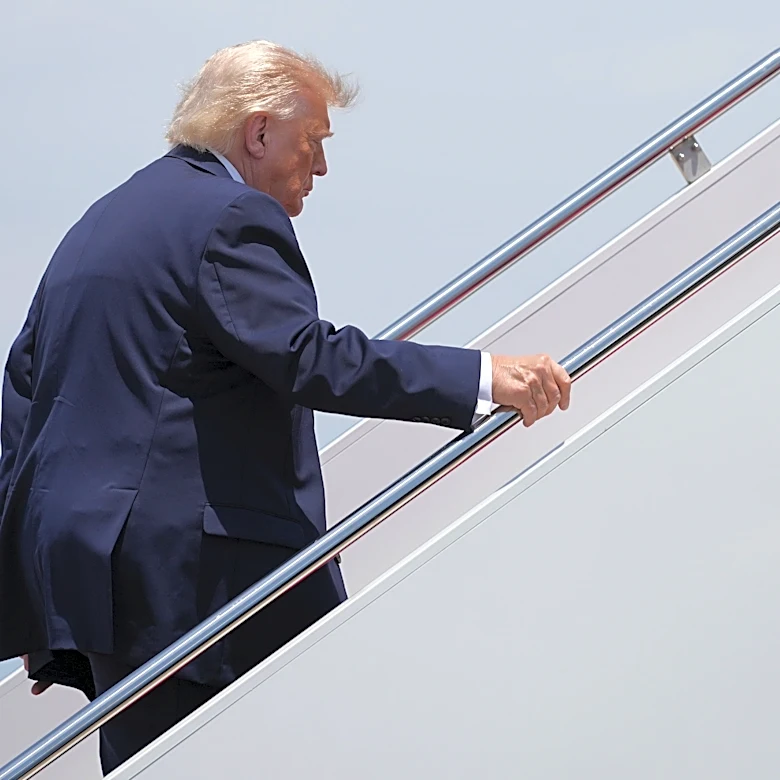 A federal judge strikes down Trump administration immigration policy affecting 39 countries
