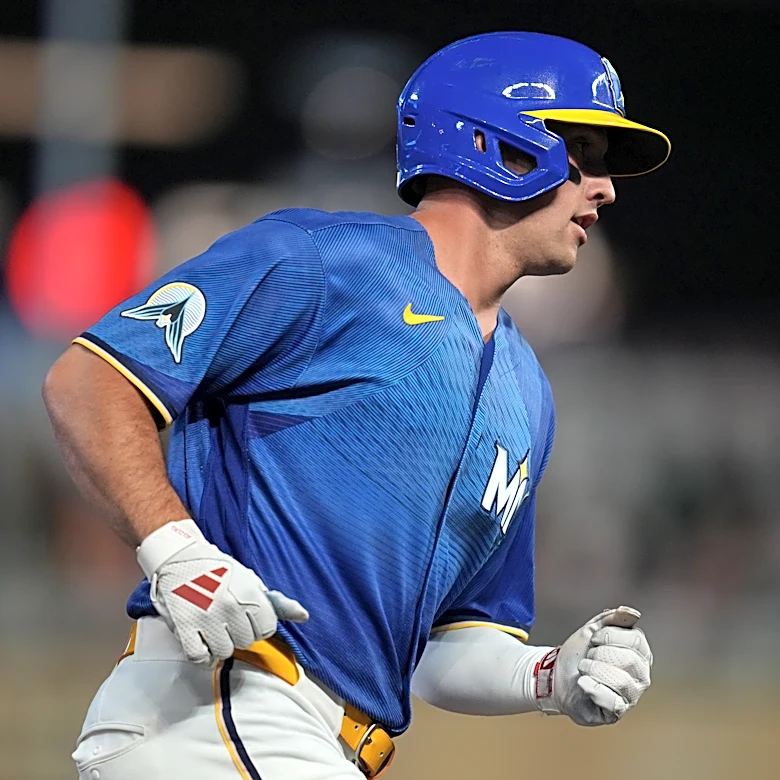 Brooks Lee homers, Twins score four runs in the sixth in 5-3 win over Royals