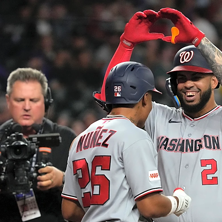 García hits 1st grand slam for his 2nd HR of game in Nationals' 14-1 romp over Diamondbacks