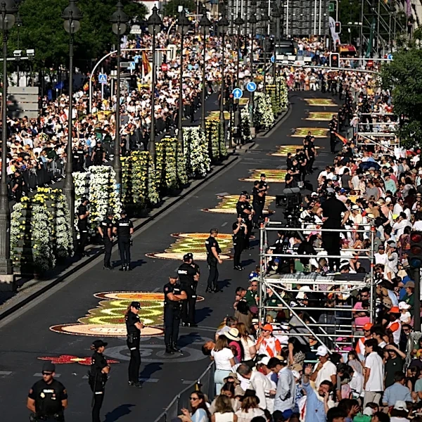 1 million turn out for pope's Mass in Spain and iconic procession along flower-carpeted route