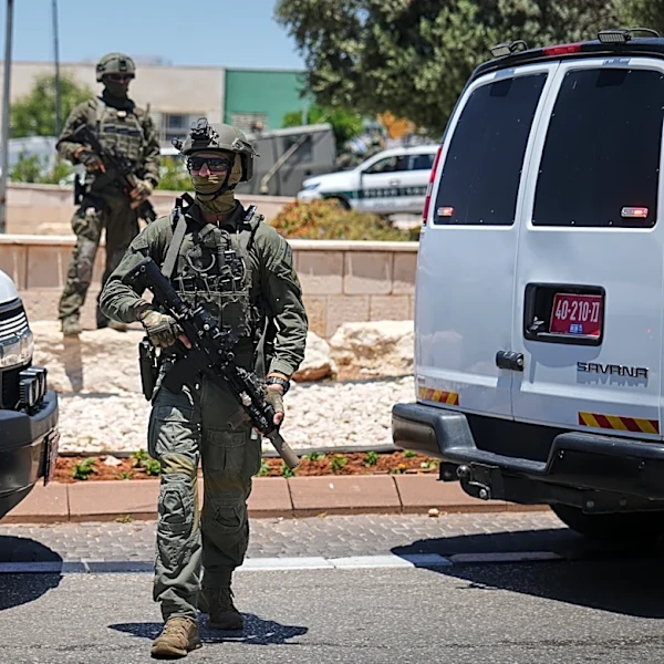1 dead and 5 wounded in shootings near the West Bank, Israel’s rescue services say