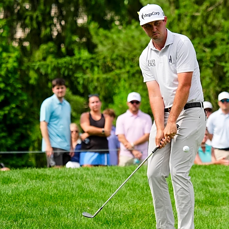 J.T. Poston seizes control at the Memorial to build a 4-shot lead