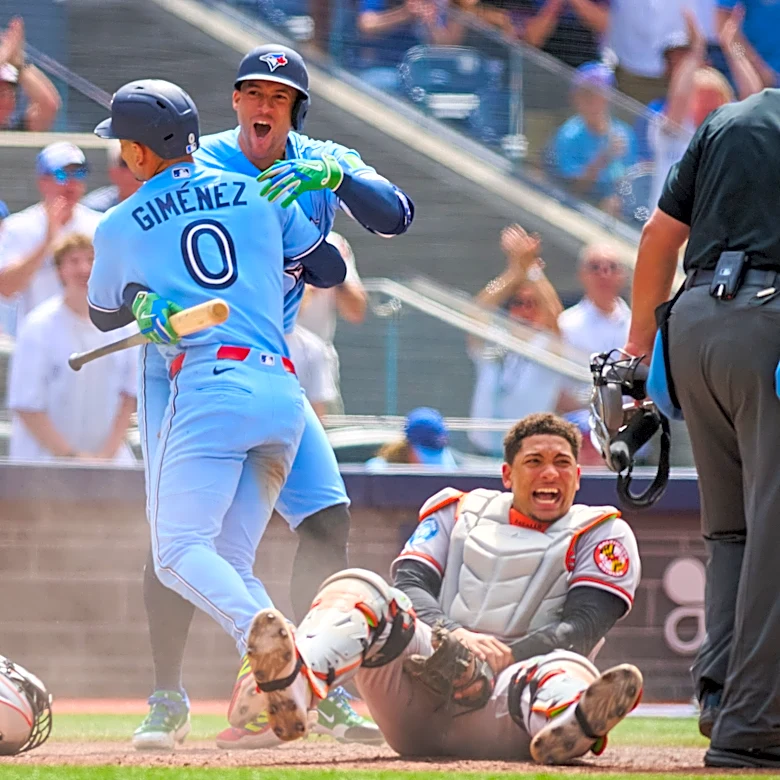 Yohendrick Piñango and Brandon Valenzuela hit solo homers as Blue Jays rally to beat Orioles 6-4