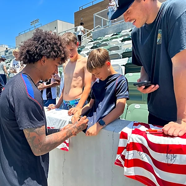 US team settles into World Cup training base with optimism and gratitude for fan support