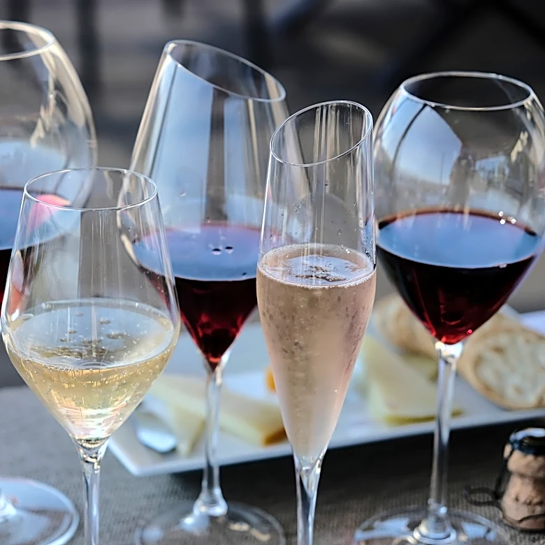 A government-commissioned study found drinking risks. US guidelines didn't feature its findings