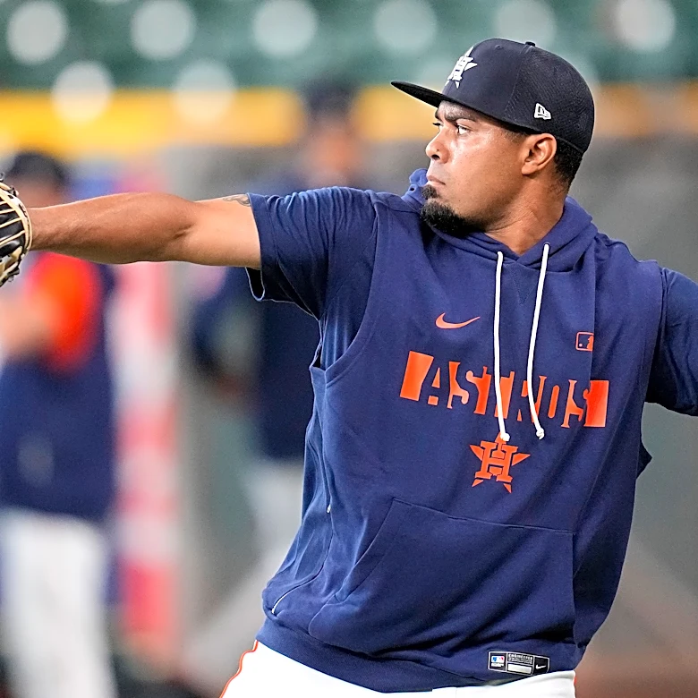Astros place utilityman LaMonte Wade Jr. on 10-day IL with right hamstring strain