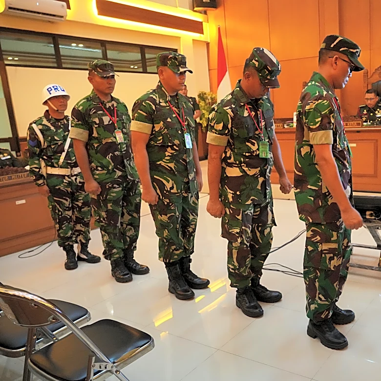Indonesian court finds 4 military members guilty of acid attack on activist, sends them to prison