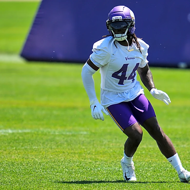 Brian Flores and the Vikings will have a younger defense, whether Harrison Smith returns or not