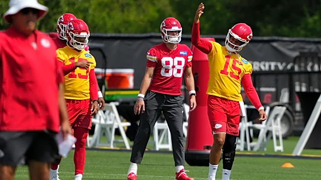 Chiefs lock in Patrick Mahomes through 2033 with a $504.75M reworked deal, AP source says