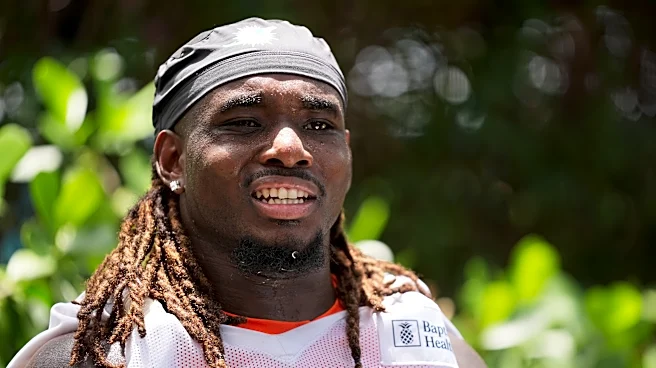 Dolphins agree to a 3-year extension with center Aaron Brewer, AP source says
