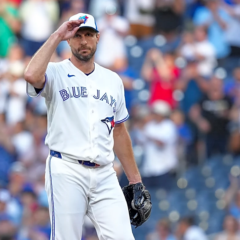 3-time Cy Young winner Scherzer fans Schwarber to become 11th pitcher with 3,500 strikeouts