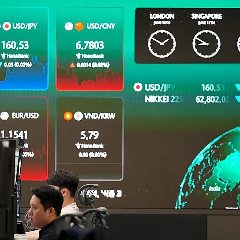 Asian shares slip after another sell-off of AI stocks on Wall St, while oil prices rise