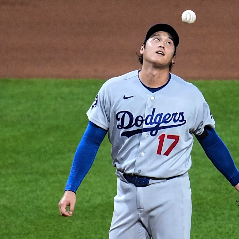 A 5-run lead slips away as Shohei Ohtani rues a missed ABS challenge in a 9-8 loss