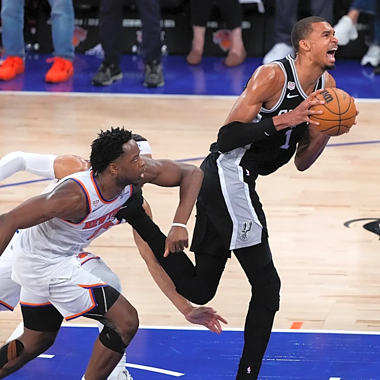 Victor Wembanyama misses 2 late free throws in NBA Finals Game 4 as Spurs get pushed to the brink