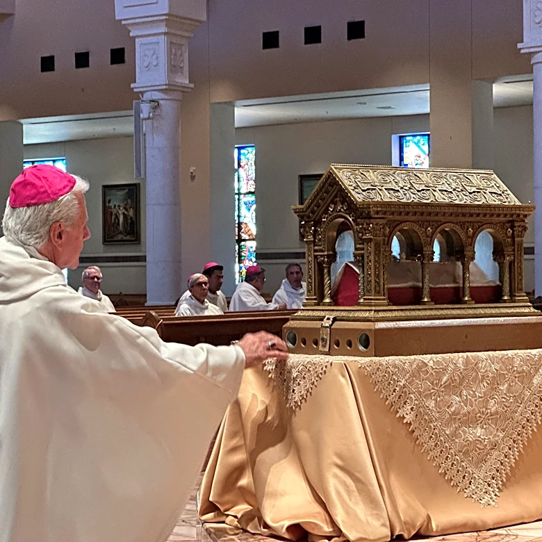 US Catholic bishops consecrated nation to the Sacred Heart at gathering in Orlando