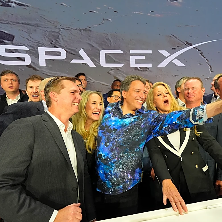 US stocks rise as oil falls and SpaceX soars in its debut on Wall Street