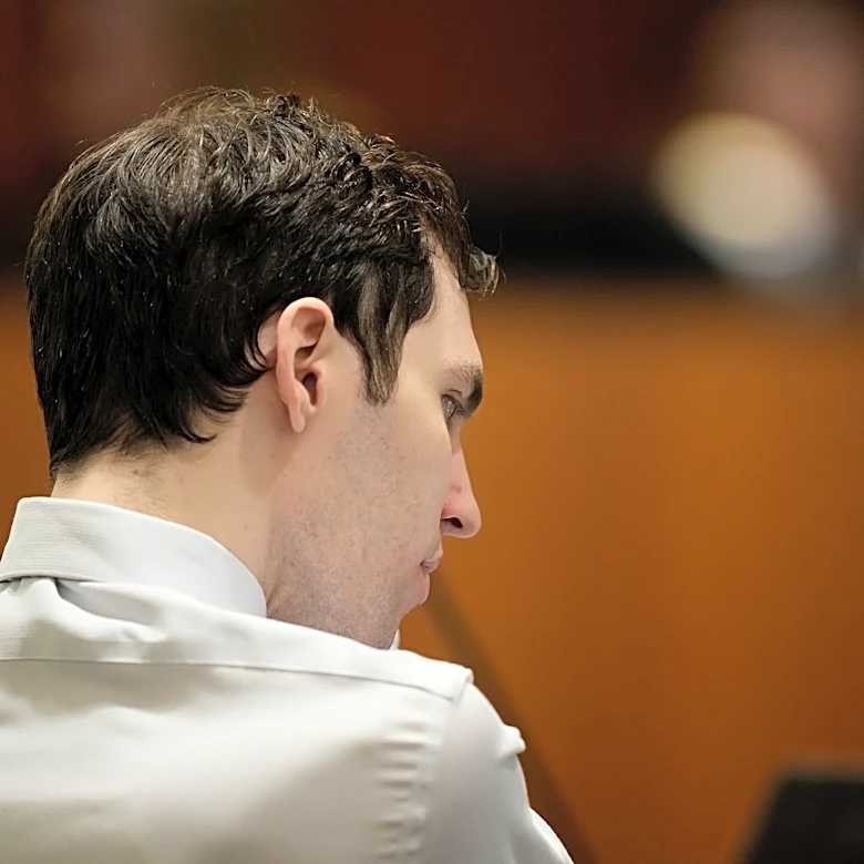 Lawyers for man accused of killing Charlie Kirk try to block prosecutors from seeking death penalty