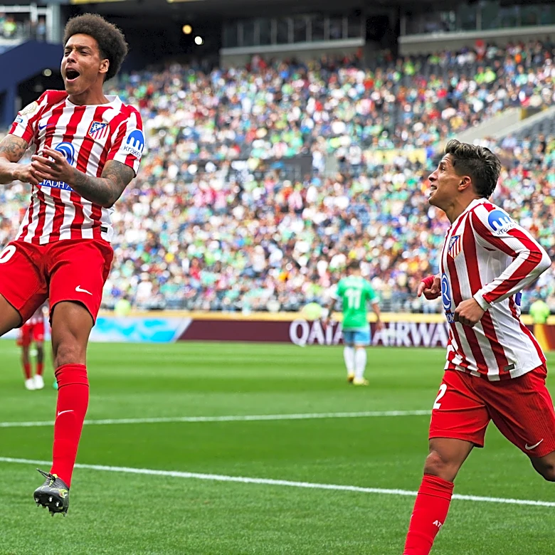 Belgium midfielder Witsel 'not staying at Girona' and will not return to Standard Liège