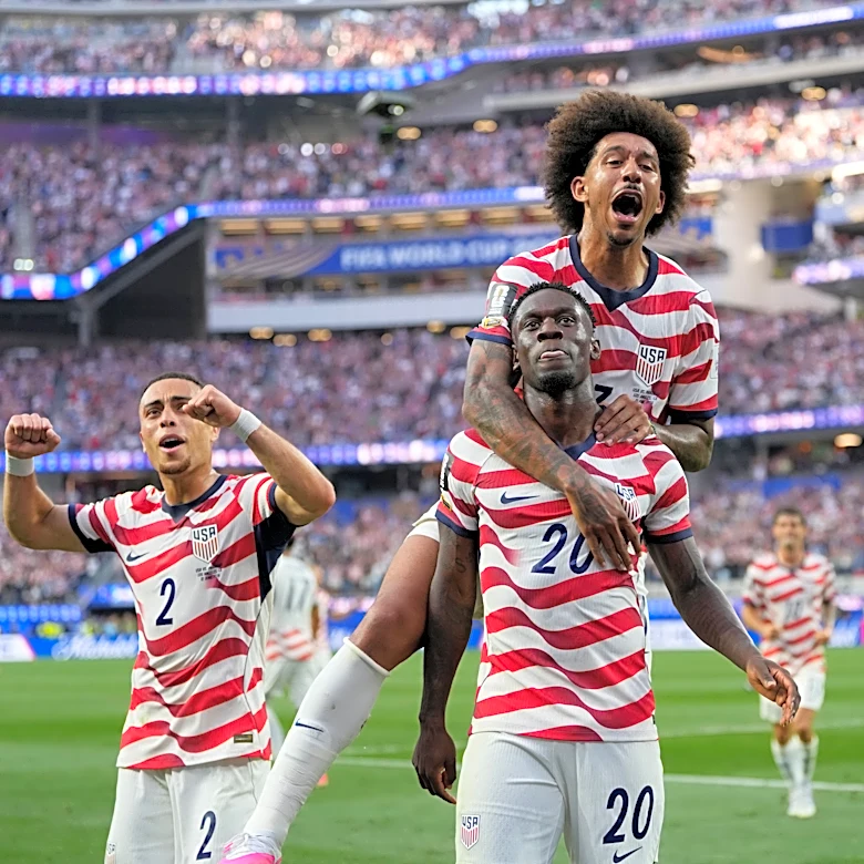 US opens its home World Cup with a dynamic 4-1 victory over Paraguay, sparked by Balogun's 2 goals