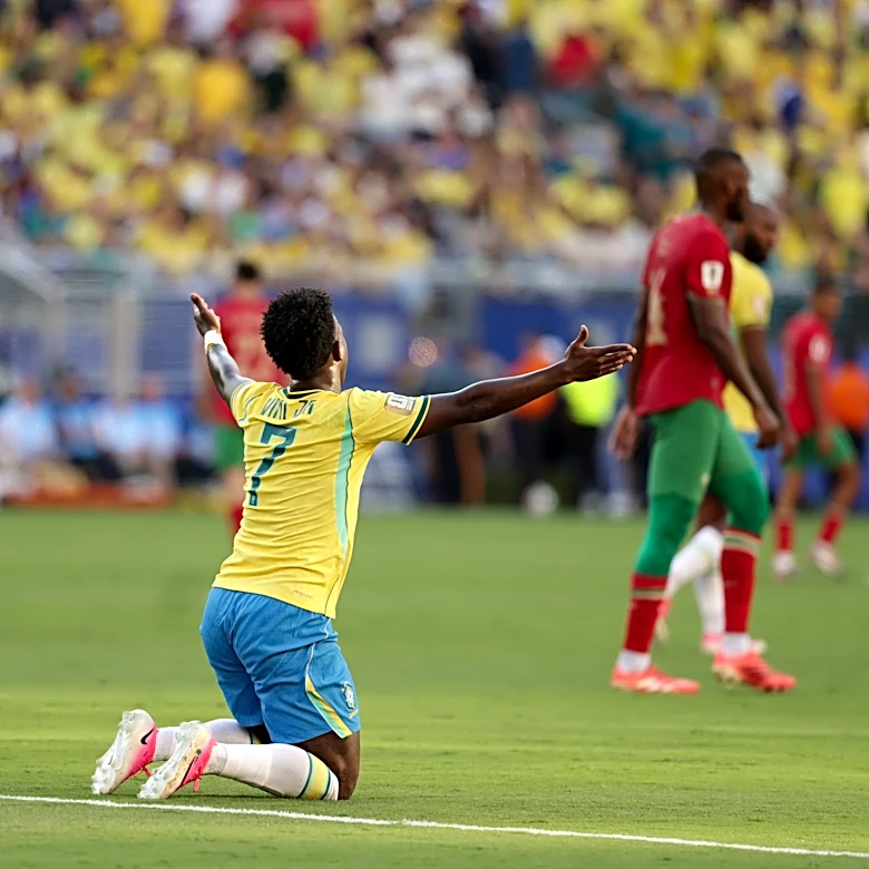Brazil rallies for 1-1 draw against Morocco in its World Cup opener behind Vinícius Júnior goal