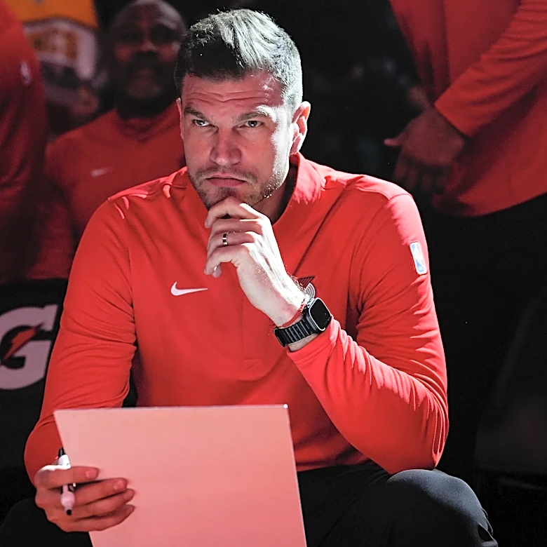 Bulls finalizing hire of Tiago Splitter as coach, AP source says