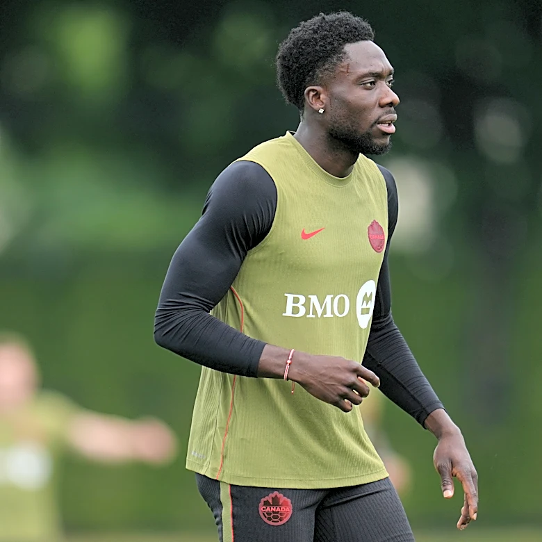 Alphonso Davies still limited in practice as Canada prepares to face Qatar at the World Cup