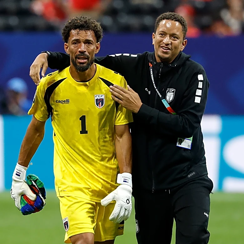 Cape Verde 40-year-old goalkeeper Vozinha turns in a 'dream' performance in his World Cup debut