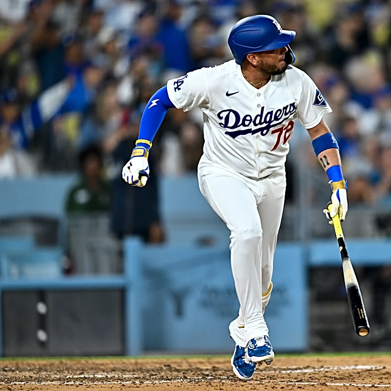 Miguel Rojas' pinch-hit home run in the 7th lifts the Dodgers to a 4-3 victory over the Rays