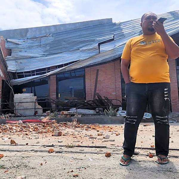 6.7-magnitude earthquake shakes part of Indonesia, causing damage and injuries