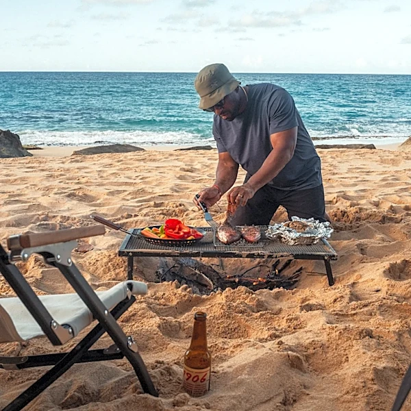 Why eat junk on a camping trip? Tips and recipes for nutritious food on the trail