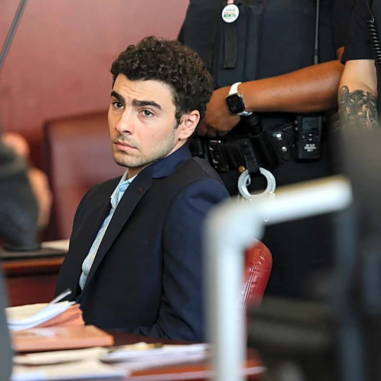 Luigi Mangione's hearing delayed a day after DA failed to tell jail he's needed in court