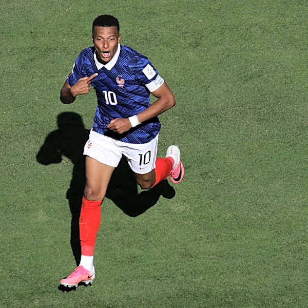 France striker Kylian Mbappé scores 13th and 14th World Cup goals, moving into tie for 3rd most