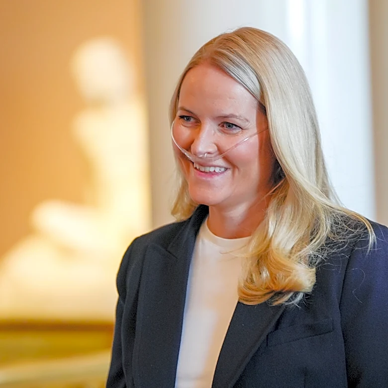 Norway's Crown Princess Mette-Marit has received a lung transplant