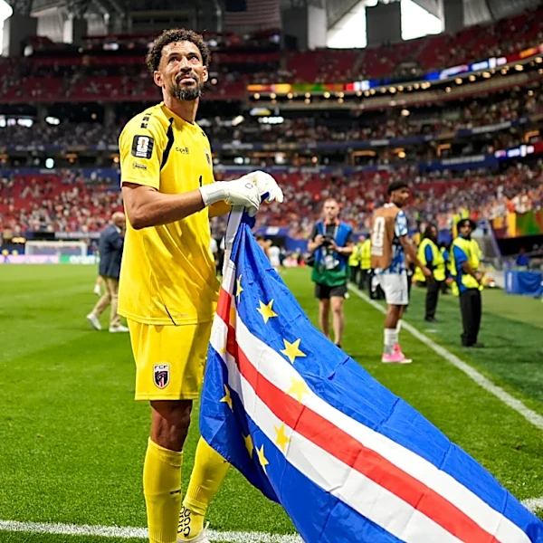Cape Verde star goalkeeper Vozinha's mother gets visa to attend next World Cup match