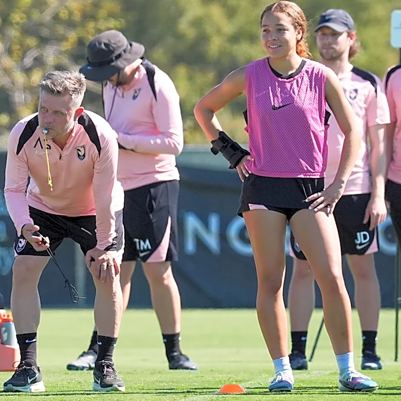 NWSL's Angel City fires coach Alex Straus, names assistant Leif Gunnar Smerud interim coach