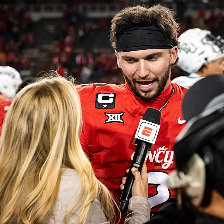 University of Cincinnati disputes agent's claim the school knew about Brendan Sorsby's gambling