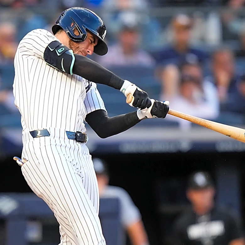 Bellinger and Goldschmidt homer as surging Yankees beat White Sox 10-5