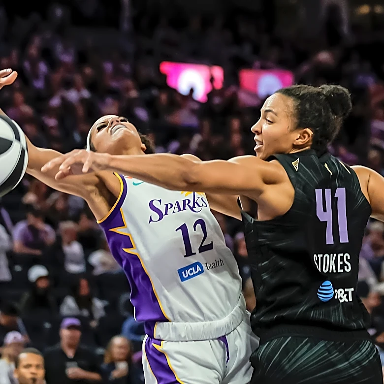 Gabby Williams scores 25 points in Valkyries' 4th straight win, 91-80 over Wings
