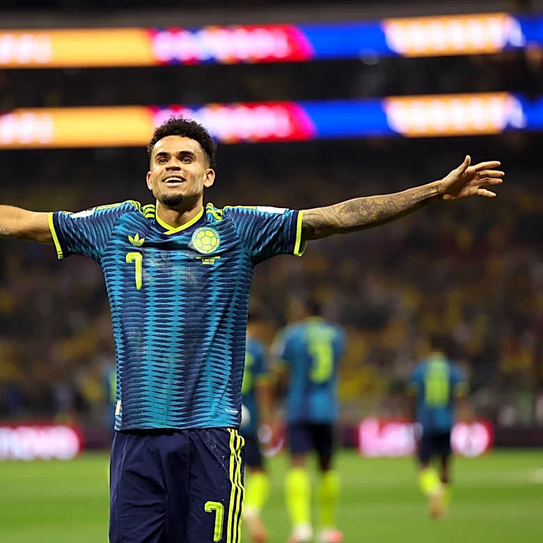 Colombia's Luis Díaz stars in World Cup debut, less than 3 years after his parents' kidnapping