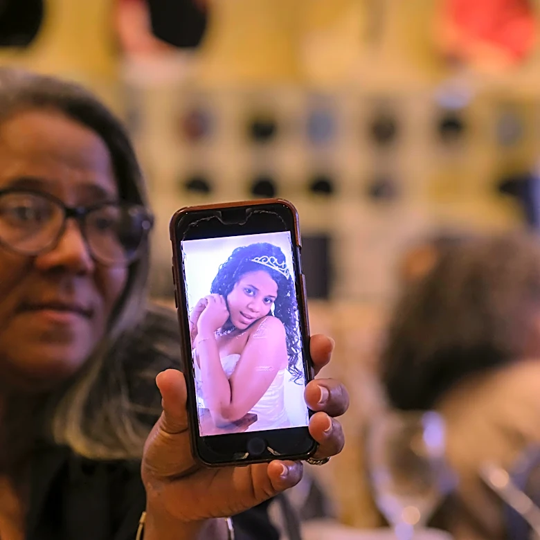 Mother of pregnant teen with cancer who died challenges Dominican Republic's strict abortion ban