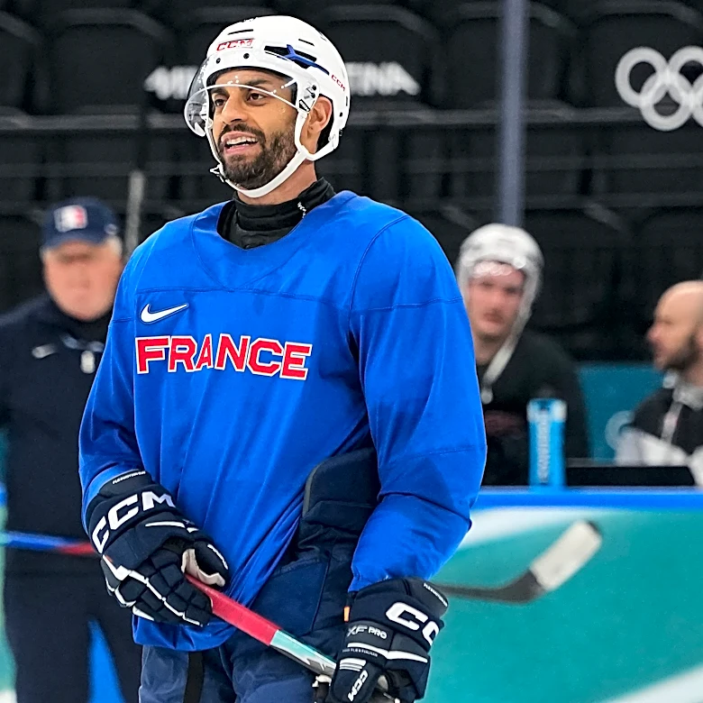 Pierre-Edouard Bellemare says he's retiring from hockey at age 41