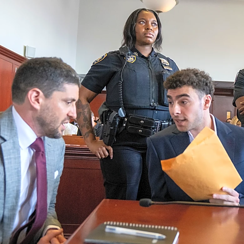 Luigi Mangione's lawyers reverse course, say they won't pursue a psychiatric defense
