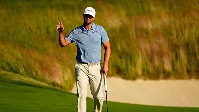 Wyndham Clark builds early 4-shot lead at US Open with lowest 36-hole score at Shinnecock
