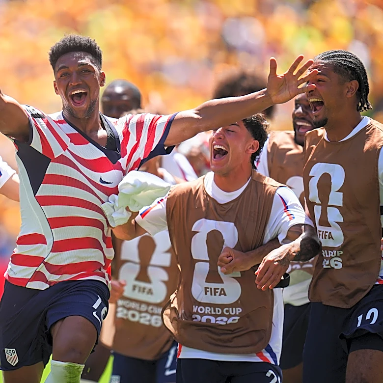 Alex Freeman, 21-year-old son of NFL standout Antonio Freeman, scores for US in World Cup win